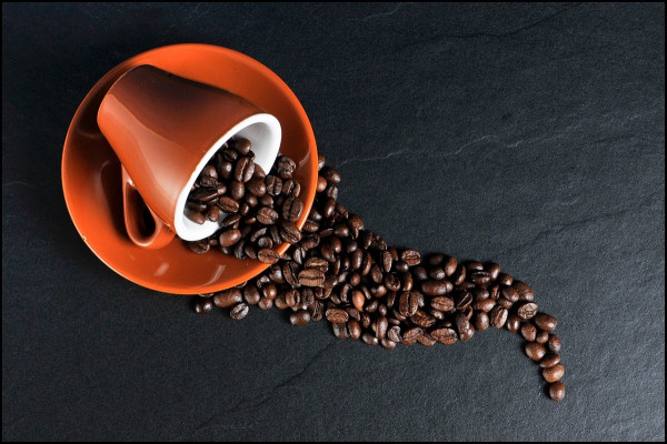 Διαιτολόγος συμβουλεύει: Σημάδια και συμπτώματα όταν πίνετε πολύ καφέ