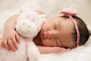 Πώς πρέπει να κοιμούνται τα μωρά