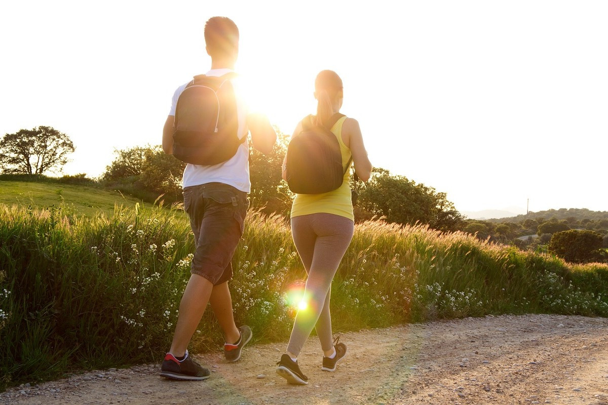 Είναι το περπάτημα αρκετό για να παραμείνετε υγιείς μετά τα 40;