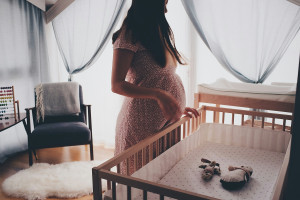 Μελέτη: Οι πραγματικοί λόγοι που γίνονται τόσες καισαρικές στην Ελλάδα