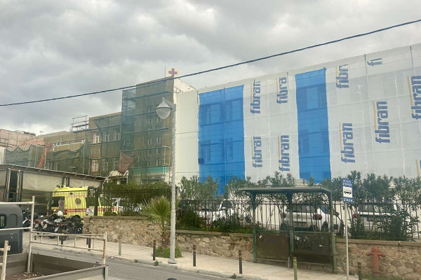 Νοσοκομείο Σύρου: Σε εξέλιξη οι εργασίες ενεργειακής αναβάθμισης