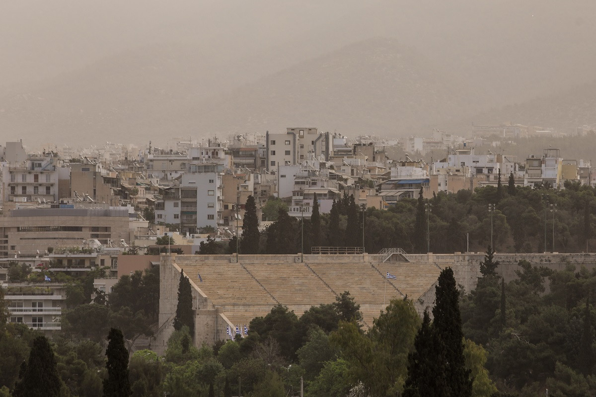 Αφρικανική σκόνη: Νέα εγκύκλιος του Υπ. Υγείας με συστάσεις και μέτρα προφύλαξης