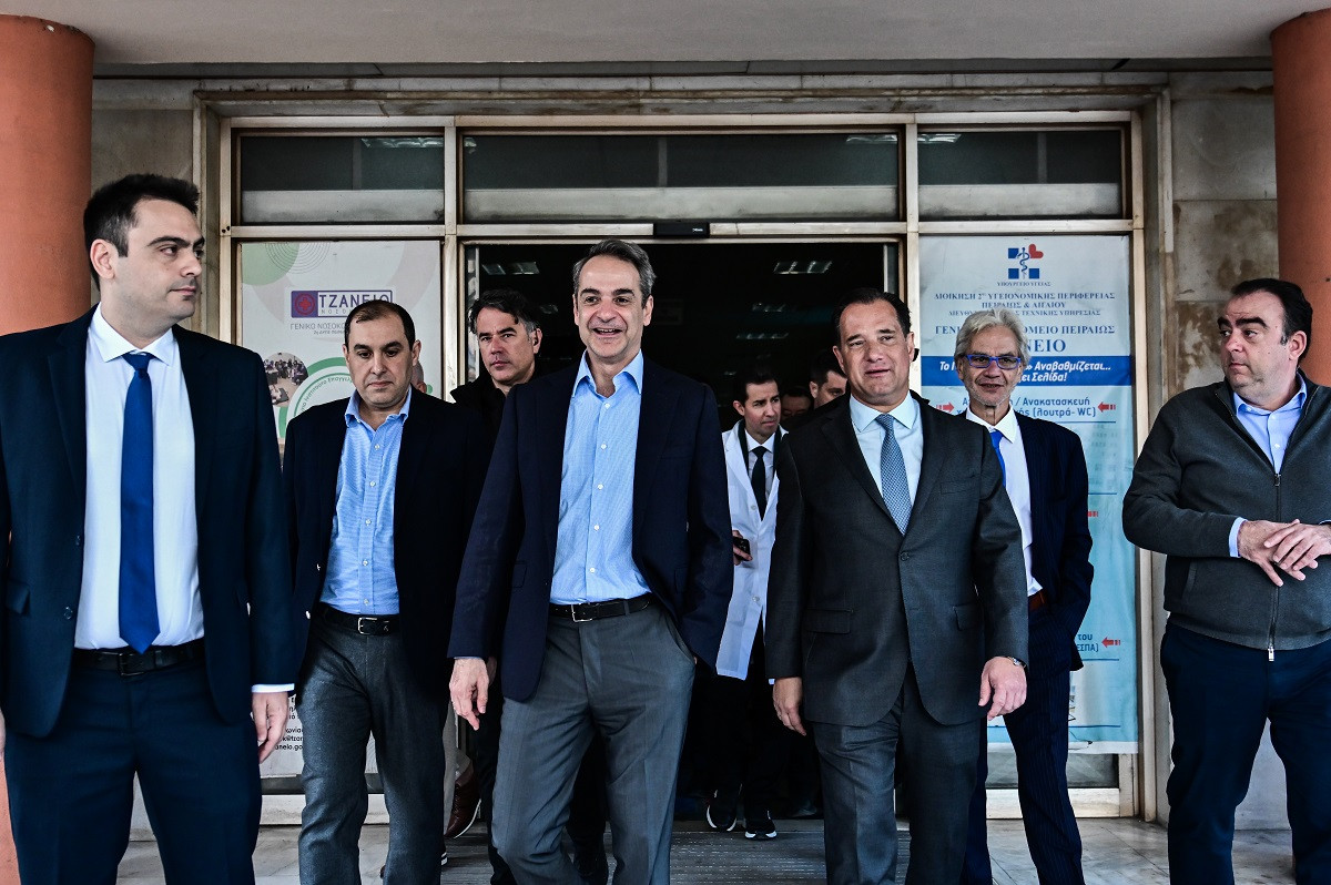 Επίσκεψη Μητσοτάκη στο Τζάνειο Νοσοκομείο