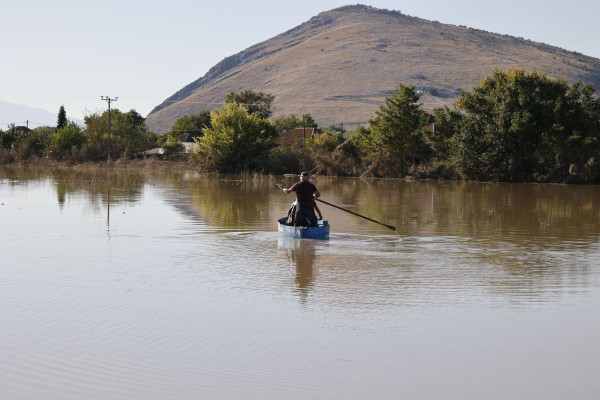 Πλημμύρες στη Θεσσαλία: Οι κοινότητες και οι δήμοι με ακατάλληλο το νερό (Η λίστα)
