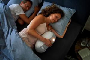 Γιατί όλο και περισσότερα ζευγάρια κοιμούνται χωριστά