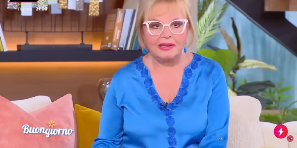 Βίκυ Παγιατάκη: Εσπευσμένα στο νοσοκομείο με συμπτώματα αλλεργίας