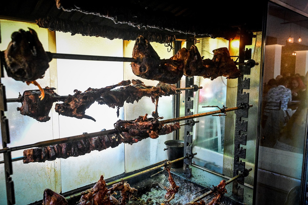 Πάσχα και υπερφαγία: 9 συμβουλές για να αποφύγετε ανεπιθύμητες εκπλήξεις