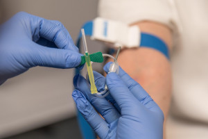 Χανιά: Σε σοβαρή κατάσταση νοσηλεύεται 15χρονη – Εντοπίστηκε μεθυσμένη και τραυματισμένη