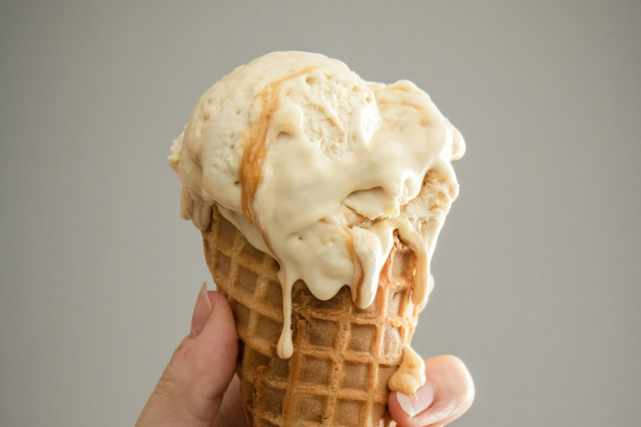 Εύκολη και υγιεινή συνταγή για δροσερό παγωτό με στέβια