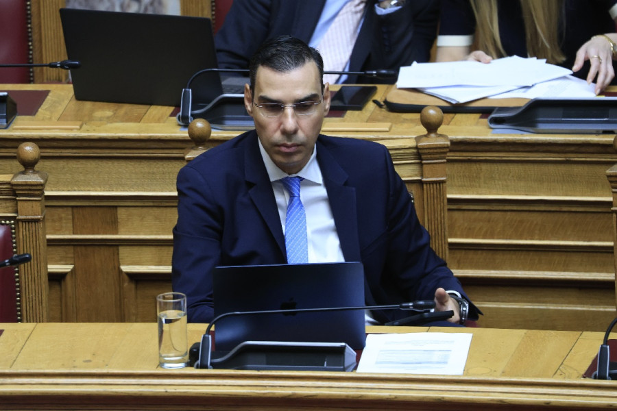 Θεμιστοκλέους για τις προσλήψεις στο ΕΣΥ: «Πάνω από 2.000 αιτήσεις για 1.131 θέσεις γιατρών»