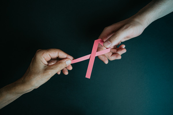 Νέα θεραπεία «υπόσχεται» την αντιμετώπιση του επιθετικού καρκίνου του μαστού