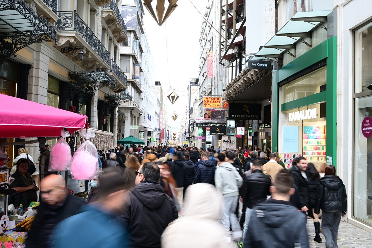Αλκοόλ, κάπνισμα, καθιστική ζωή: Η ηλικία που αρχίζουν τα σοβαρά προβλήματα