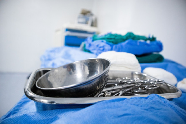 ΕΟΠΥΥ: Τι αλλάζει στον τρόπο αποζημίωσης των ιδιωτικών κλινικών για τις ΜΕΘ