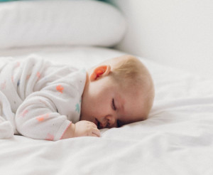 Μεσημεριανός ύπνος: Απαραίτητος για ένα βρέφος - Πότε πρέπει να τον σταματήσουμε