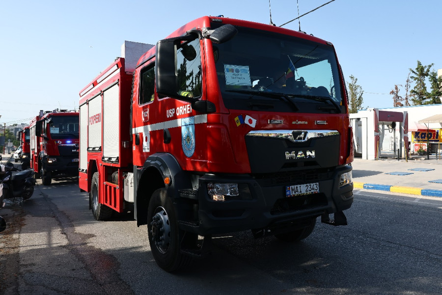 Φωτιά στα Άνω Λιόσια: 2 άτομα μεταφέρθηκαν στο Θριάσιο με εγκαύματα