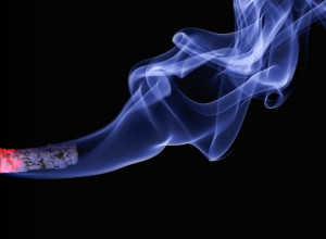 Κάπνισμα: Συρρικνώνει τον εγκέφαλο και αυξάνει τον κίνδυνο για Αλτσχάιμερ