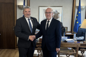 ΙΣΑ: Συνάντηση Πατούλη – Φλωρίδη – Στο επίκεντρο θεσμικά ζητήματα των γιατρών