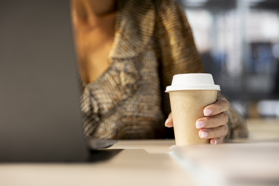 8 σημάδια ότι πίνετε υπερβολική ποσότητα καφέ