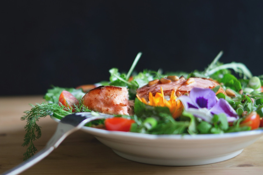 Οι 8 τροφές που μειώνουν τον κίνδυνο του καρκίνου