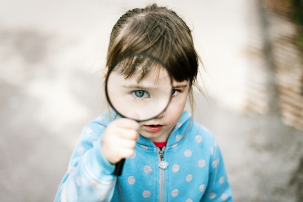 Ένα παιδί είναι προορισμένο για επιτυχία αν κάνει αυτά τα 9 πράγματα χωρίς να του το πείτε