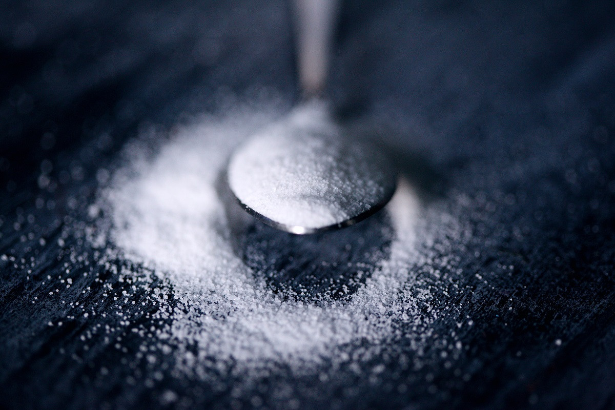 Είναι τελικά τα γλυκαντικά πιο επικίνδυνα από τη ζάχαρη; Τι λένε οι ειδικοί