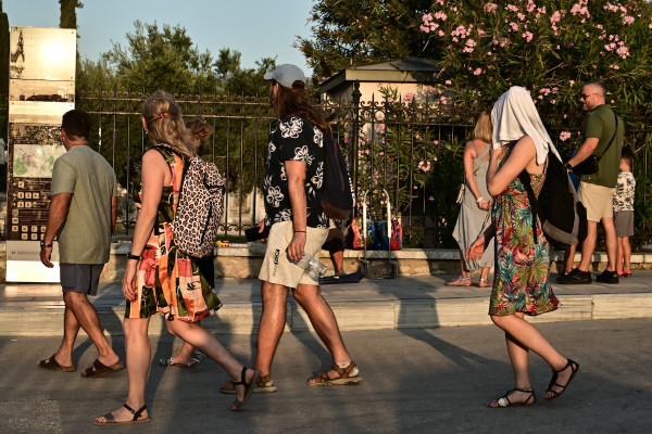 Πώς ο καύσωνας επηρεάζει τα αυτοάνοσα νοσήματα - Τι πρέπει να ξέρετε