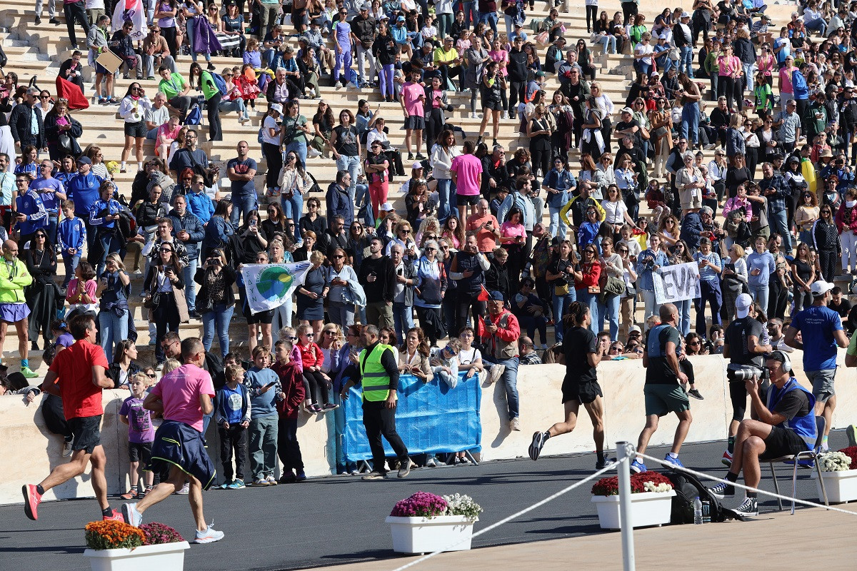 ΕΚΑΒ: Υγειονομική Κάλυψη 42ου Αυθεντικού Μαραθωνίου Αθήνας