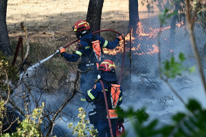 Πώς θα προστατευτείτε από την φωτιά, τον καπνό και τη στάχτη