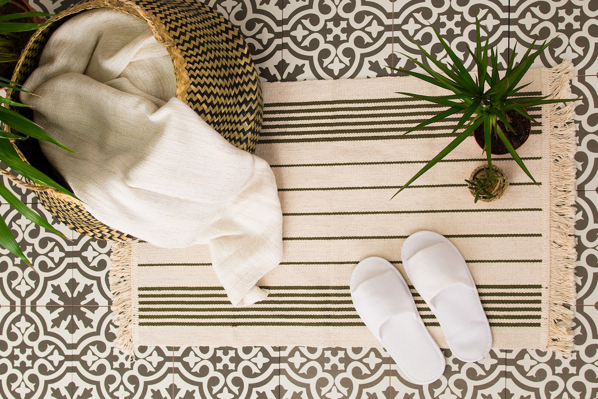 Πόσο συχνά πρέπει να πλένετε το χαλάκι του μπάνιου